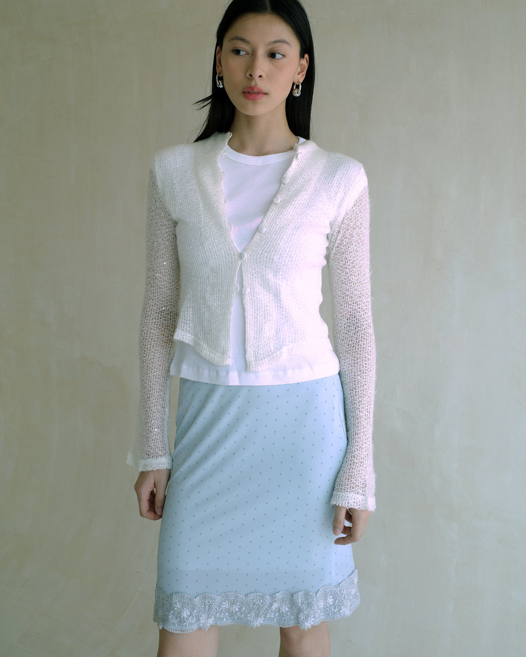 Mia Women's Cardigan in White Knit
