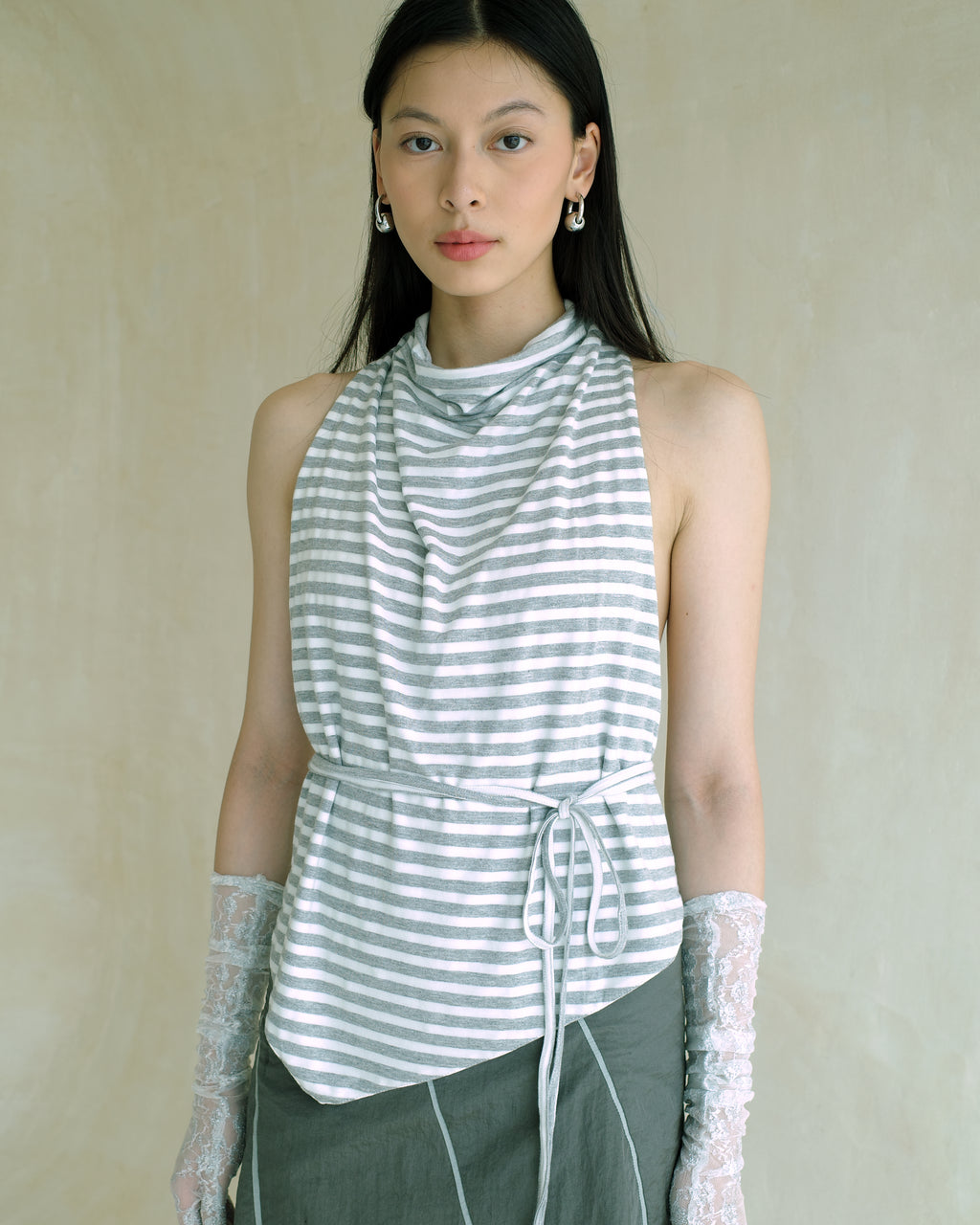 Patina Top in White Grey Stripes