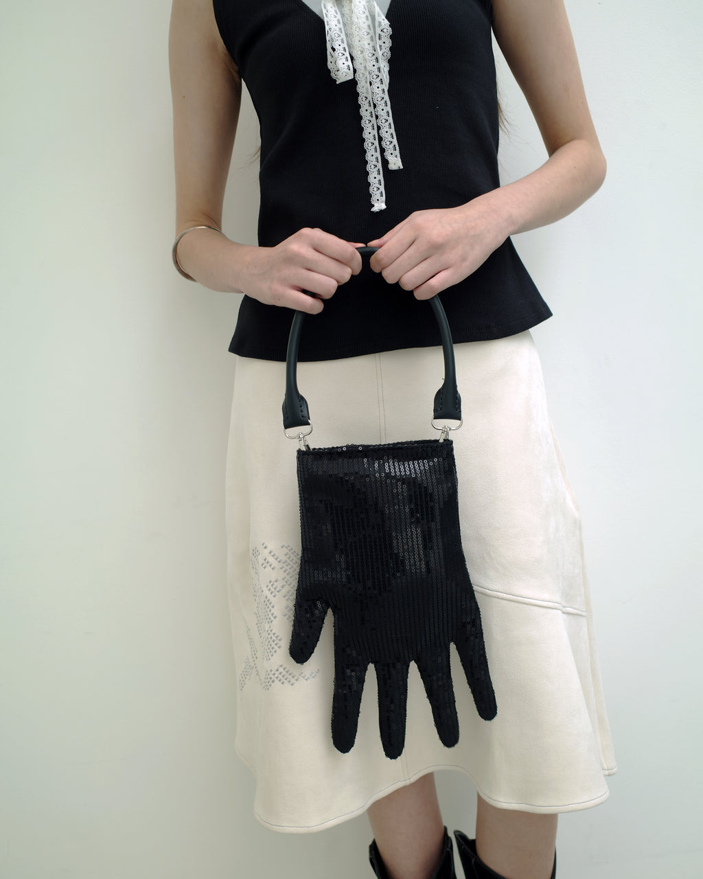 Sparkly Glove Bag in Black